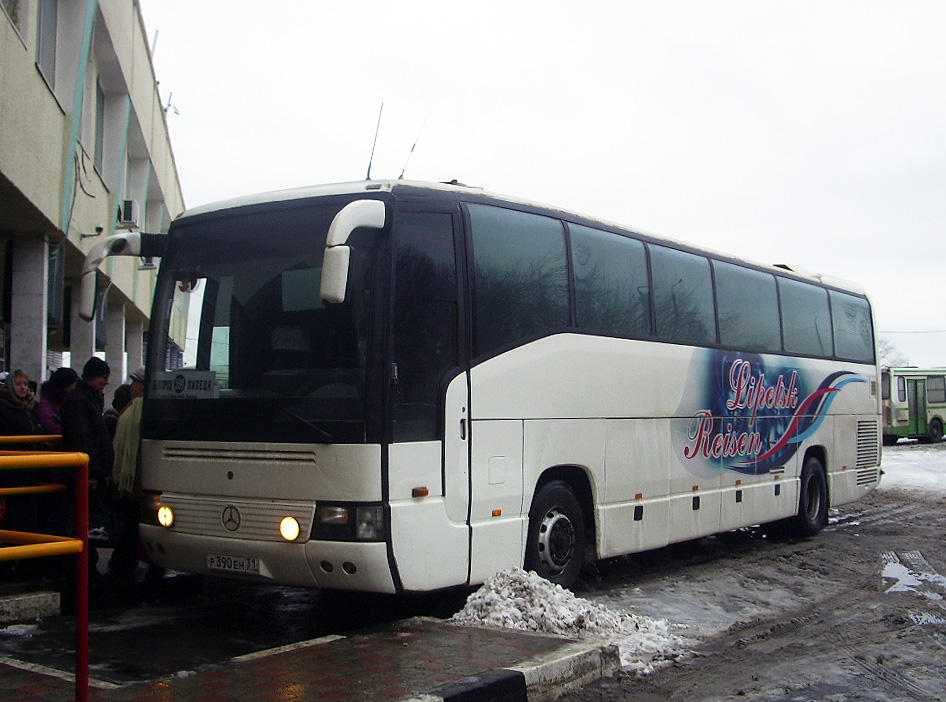 Mercedes-Benz o404-15shd. Автобус 737. Белгород старый Оскол автобус. Белгород Липецк автобус.