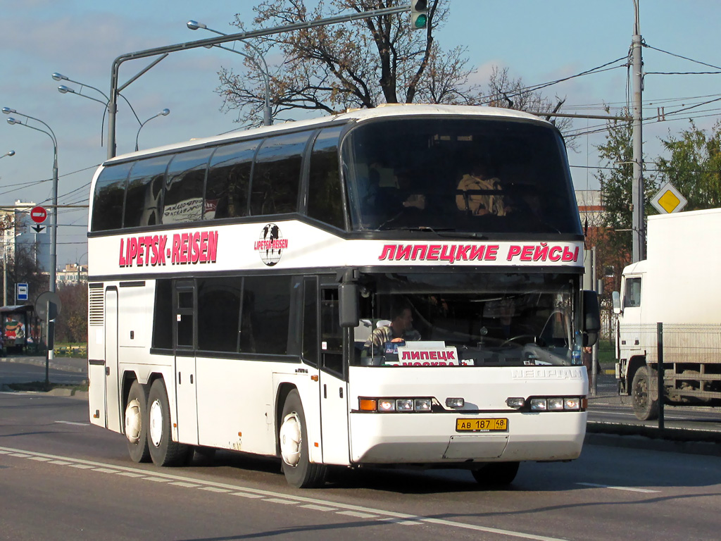 Автобус липецк москва. Neoplan n9022. Неоплан 70. Неоплан Липецк. Neoplan (48).