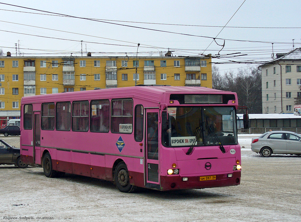 Автобусы орел автовокзал. ЛИАЗ 52563. Воронеж Орел автобус. Фотографии автобусов Орел Воронеж. Автобус № 506 Воронеж Орел отзывы.