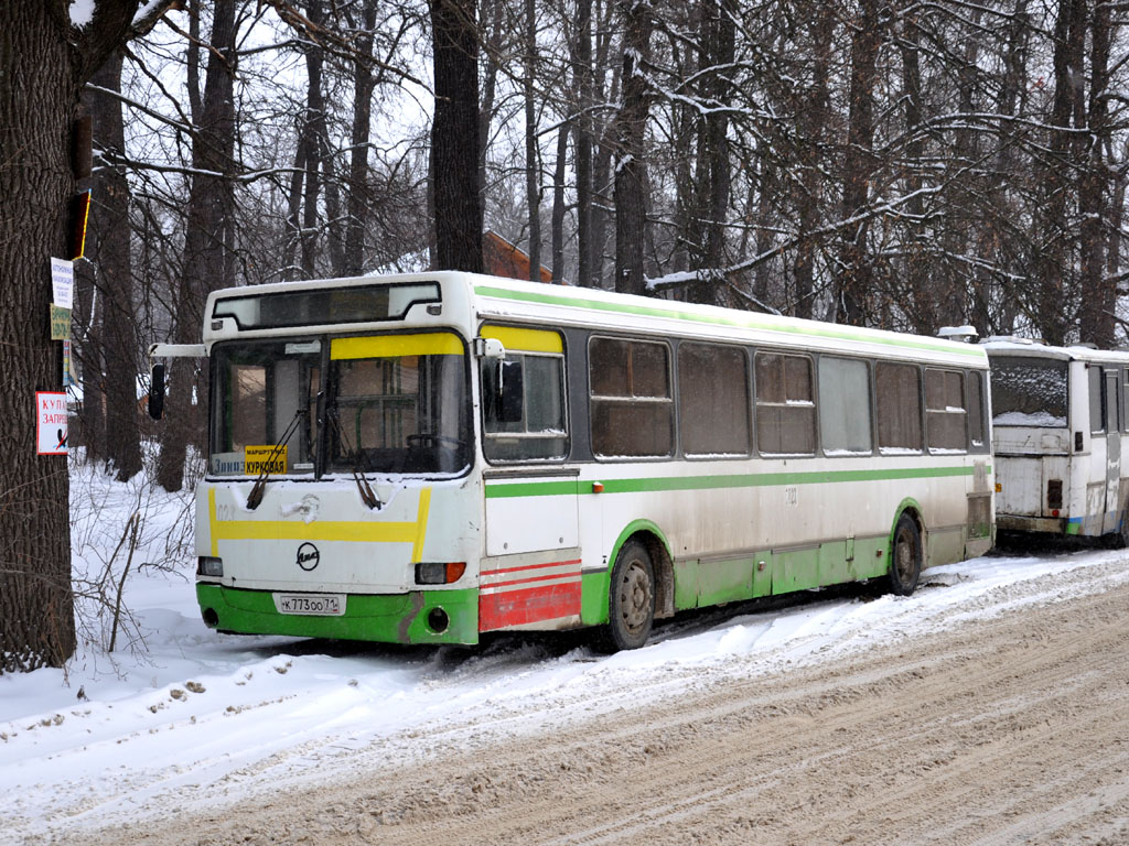 604 автобус маршрут москва. ЛИАЗ 5256.30 Тула. Автобусный парк Тула. ЛИАЗ 5256 н505ук 154. Автобус 604.