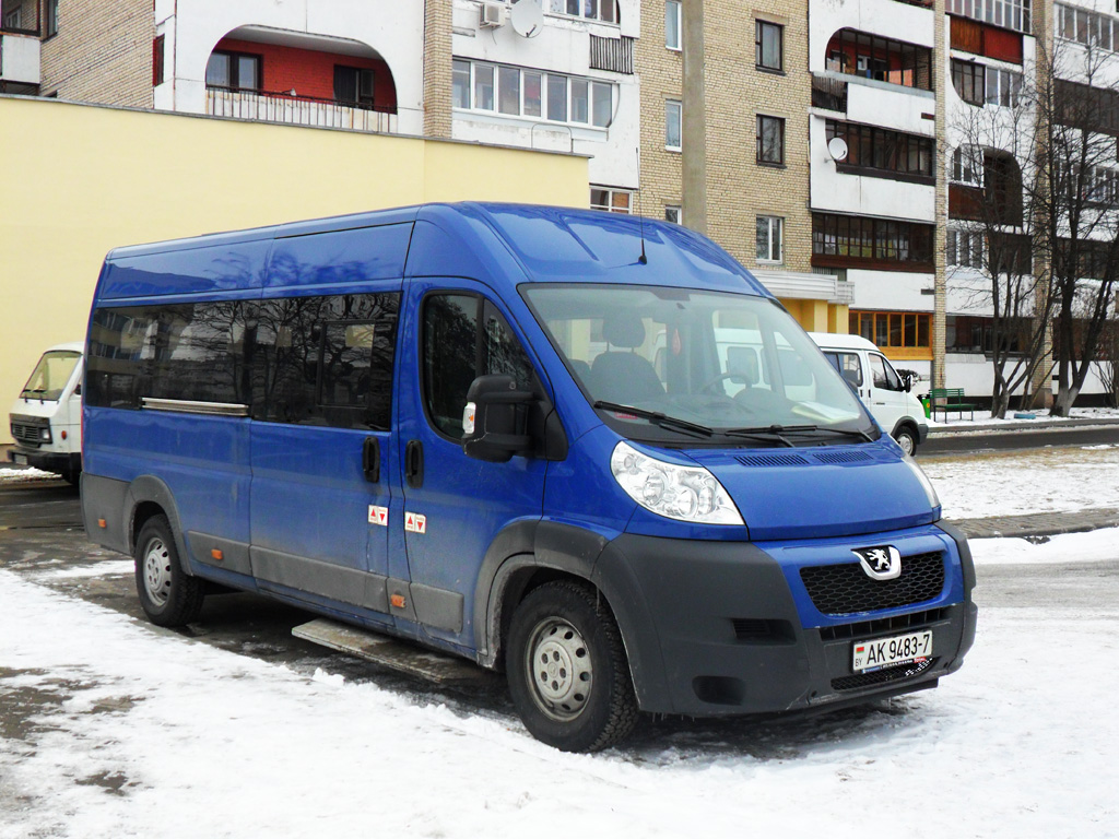 Пежо минск. Пежо боксер пассажирский 2013. Peugeot Boxer маршрутка. Пежо боксер пассажирский 2013 школьный. Пежо боксер 2013 синий.