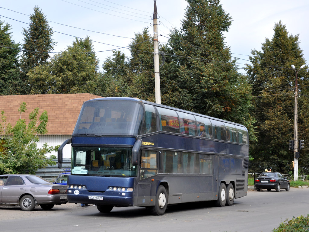 Москва новомосковск. Neoplan n122 3l. Neoplan n407. Автобус Тула Белев. Автобус Москва Новомосковск.