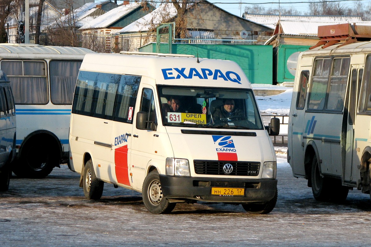 Орловская область автобус. Автобус 631 Орел Ливны. Автостанция Ливны. Ливны-Москва микроавтобусы. Автовокзал Ливны Орловская область.