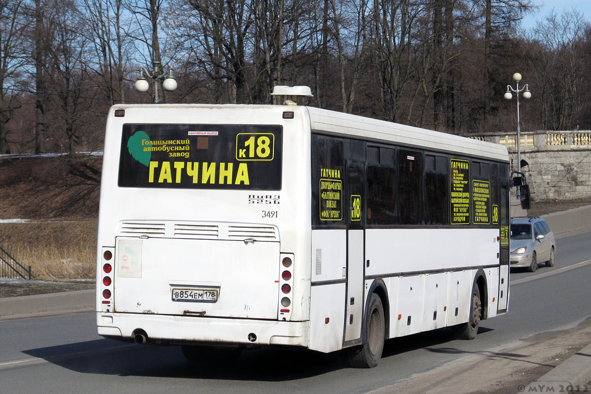 Московская гатчина автобус. К 18 А автобус Гатчина. Гатчина-Санкт-Петербург автобус. К18 Гатчина. Автобус 18.