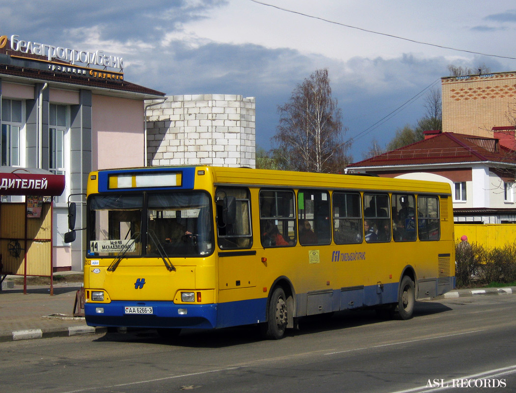 Пригородные автобусы жлобин. Ульяновская область Неман 5201. Москва-Жлобин автобус.