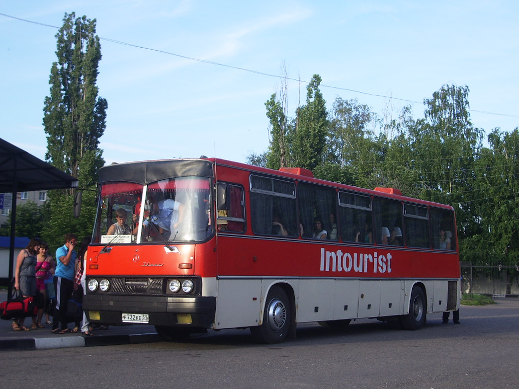 Автовокзалы белгородской области телефоны. Икарус Белгород АК 1402. Автовокзал Ровеньки. Икарус Белгород. Автостанция Алексеевка.