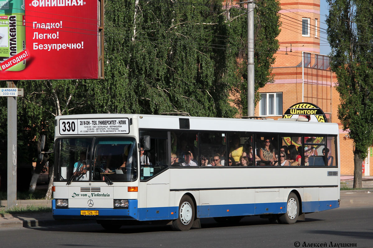 Маршрут 330 автобуса липецк. Автобус Мерседес Липецк 330. Автобус на аву. Мерс автобус 0330.