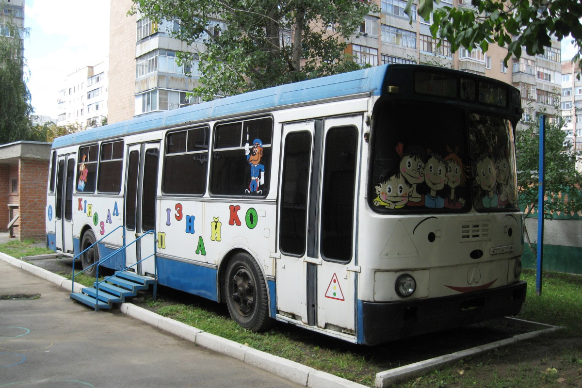 Poltava region, LAZ-52523 # б/н5; Poltava region — Old buses
