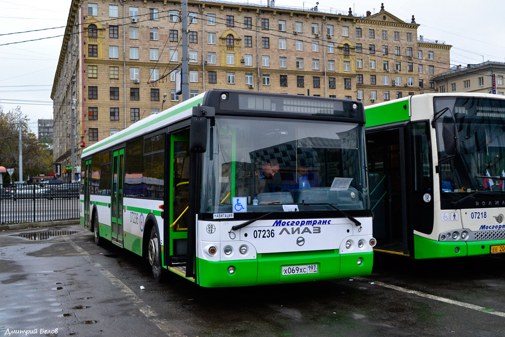 Маршрут 204. Автобусы в Москве z президента.