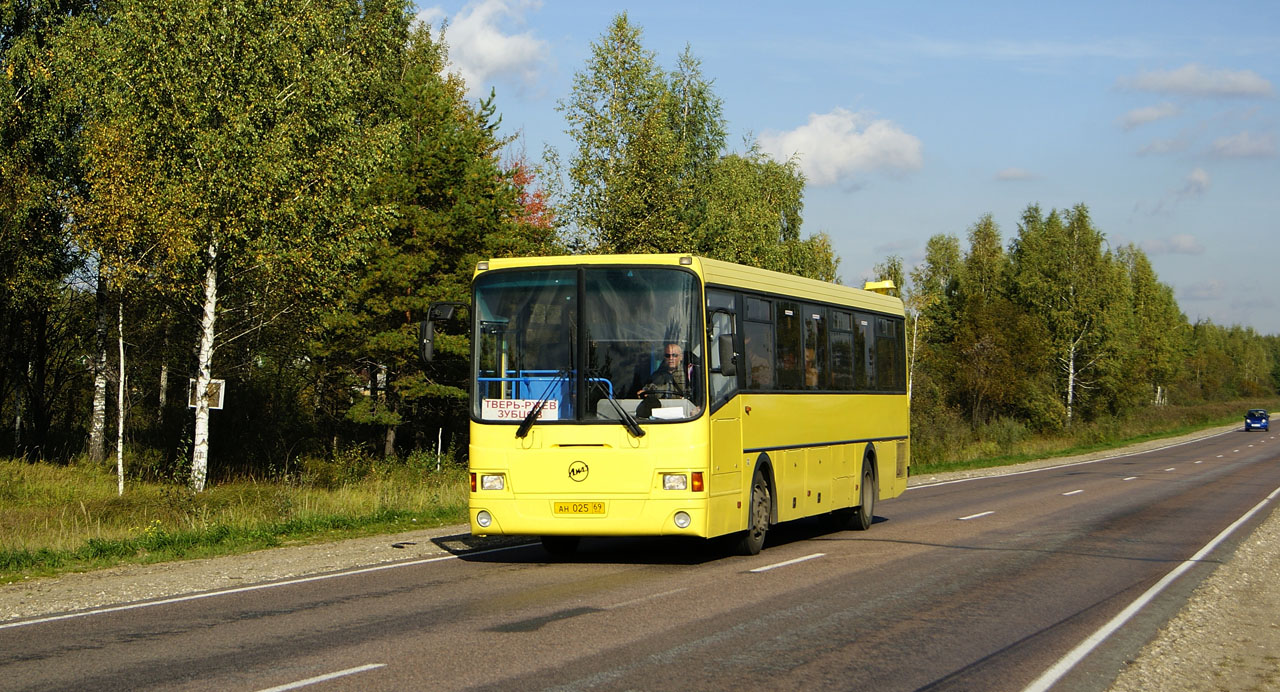 Автобус тверь западная двина