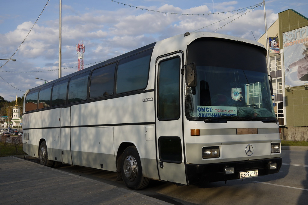 Автобус Mercedes Benz o303