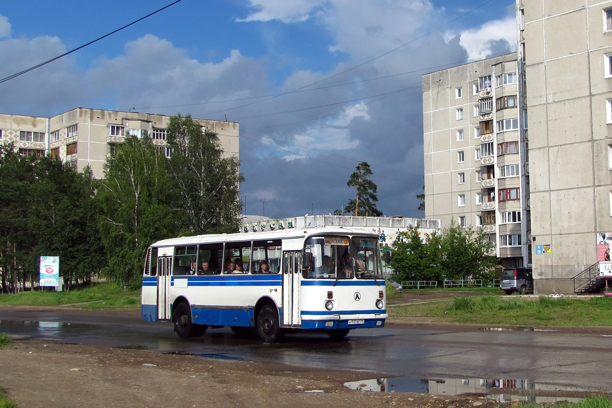 Фото иркутская область лаз 695н борт 40