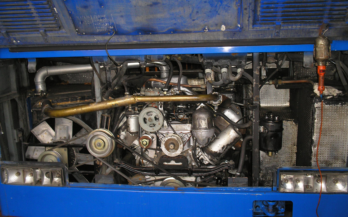 Расположение двигателя в автобусе маз