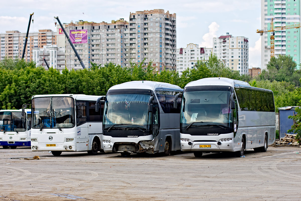 Номер самарского автовокзала. Неоплан 2216 SHD. Автобусный парк Самара. Неоплан Турлайнер р21 Самара. Neoplan p21 Tourliner картинки.