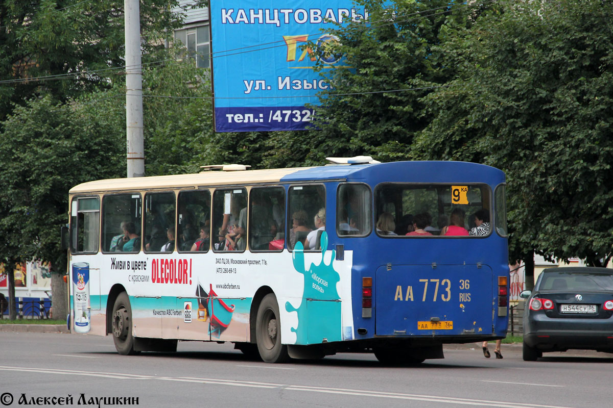 Автобус 9ка воронеж. Mercedes Benz o307 Воронеж. Автобус 9ка. Автобус 49 Воронеж. 9ка Воронеж.