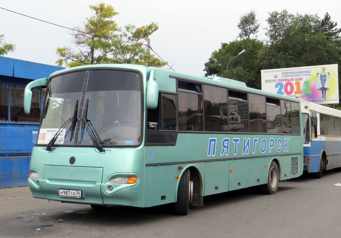 Автобус пятигорск. Пятигорск автобус ПАЗ верхний рынок. Автостанция верхний рынок Пятигорск. Автобус 1 Пятигорск.