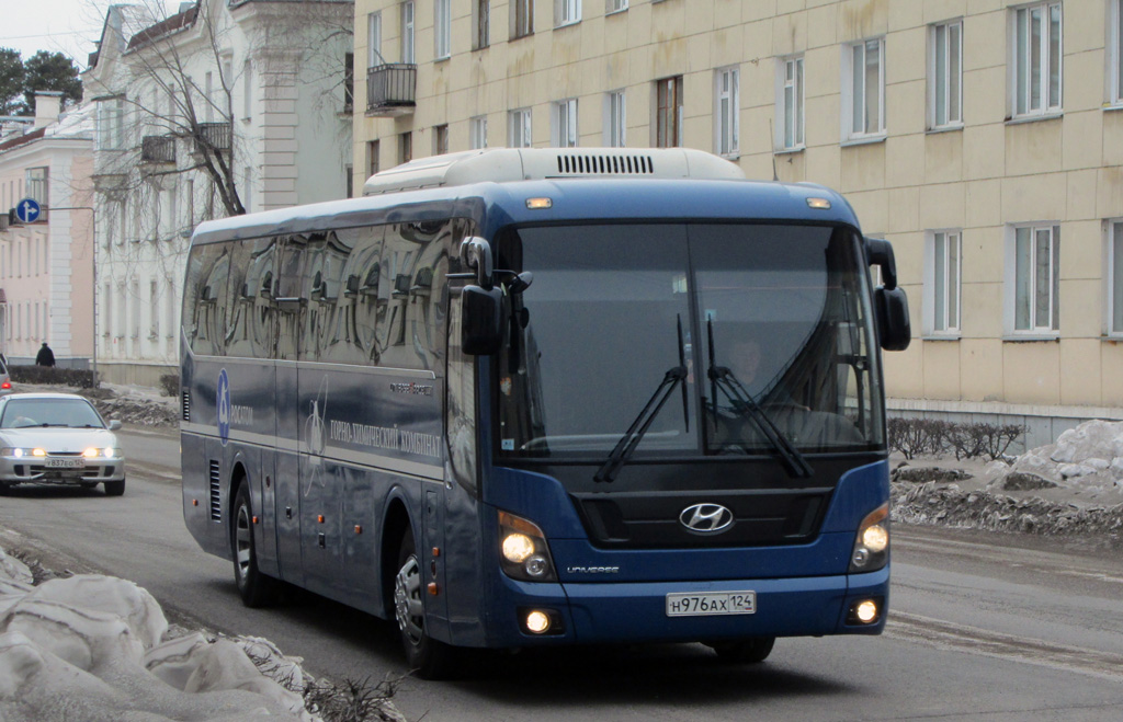 Hyundai Universe Noble салон