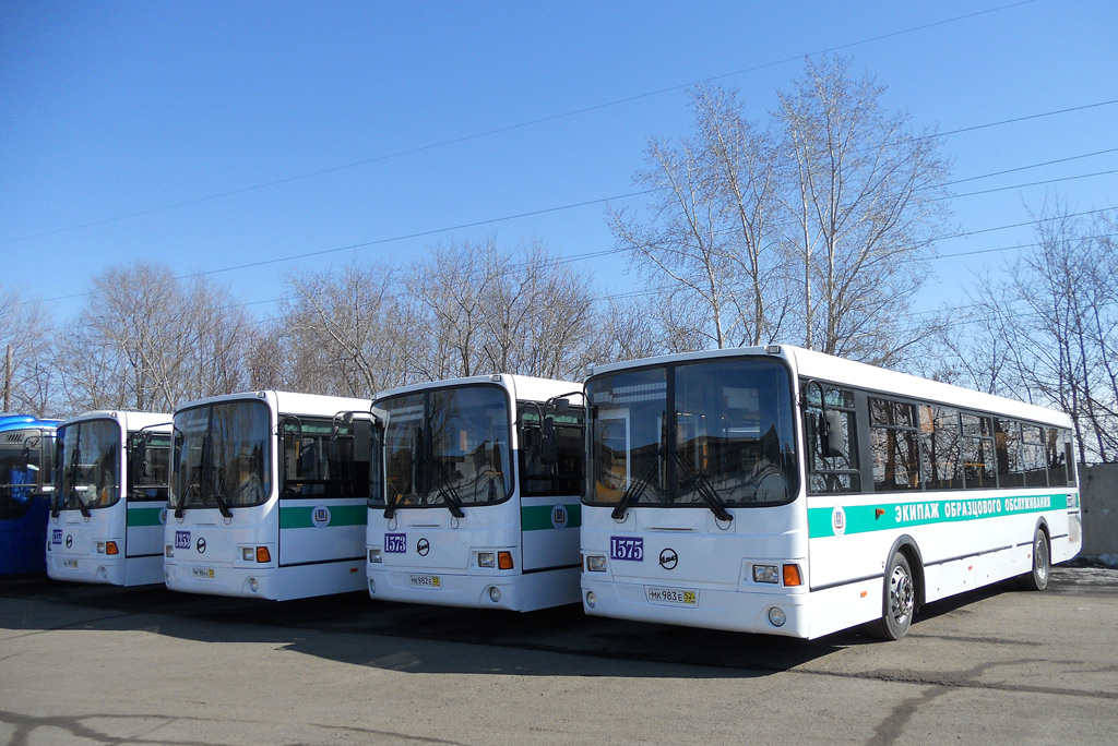 Общественный транспорт омск. Автобус ЛИАЗ Омск. 5256.53 Омск. ЛИАЗ 5256 Омск 1 маршрут. Автобус ЛИАЗ 5256. 53 Салон Омск.