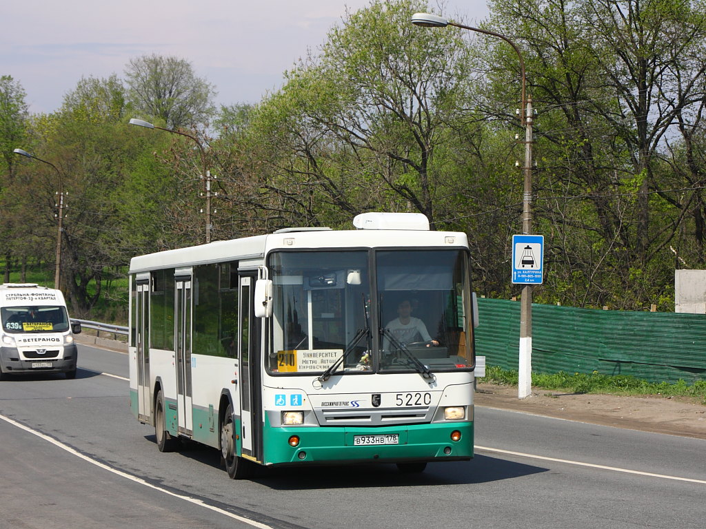 Автобус 210