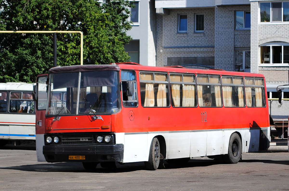 Автобусы клинцы. Икарус 256 Жуковка. Ikarus 256 Свердловская область. Икарус-256 Брянск - Стародуб. Икарус 256 двухфазный.