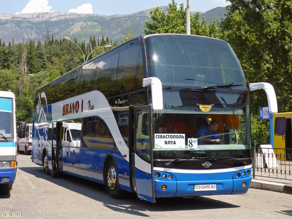 Автобус севастополь ялта. Автобус Ялта Ялта Ялта. Севастополь Сочи автобус. Автобус 55 Ялта Севастополь.