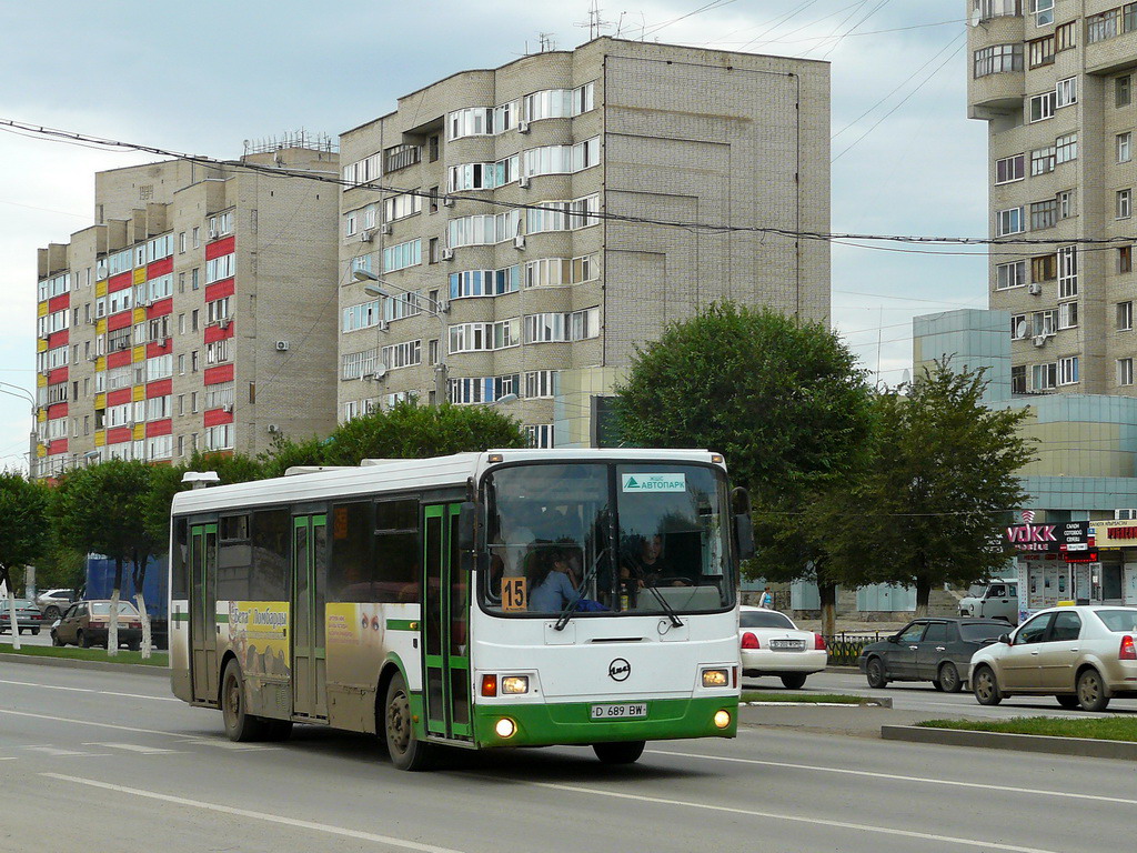 Автобуса актюбинске. ЛИАЗ 5256 мотор. Автобус Актобе. Актобе автобус 23. Автобусный парк в Актебе.