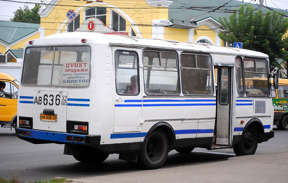 Маршрутка 341 пирогово завьялово. ПАЗ 3205 110. Пазик 3205 110. Автобус 341. 341 Автобус Озеры