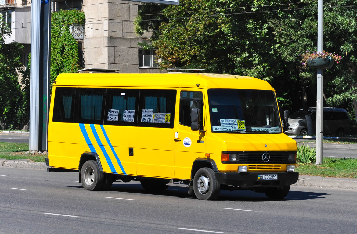 Odessa region, Mercedes-Benz T2 709D # 318