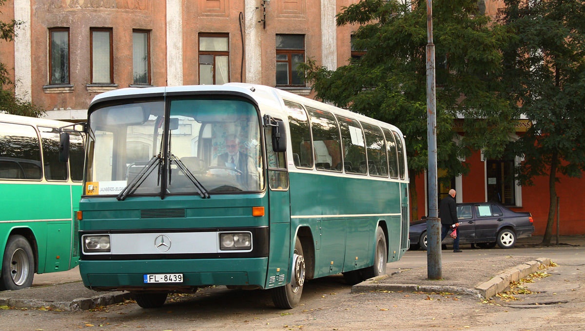 Latvia, Mercedes-Benz O303-11ÜHE # FL-8439