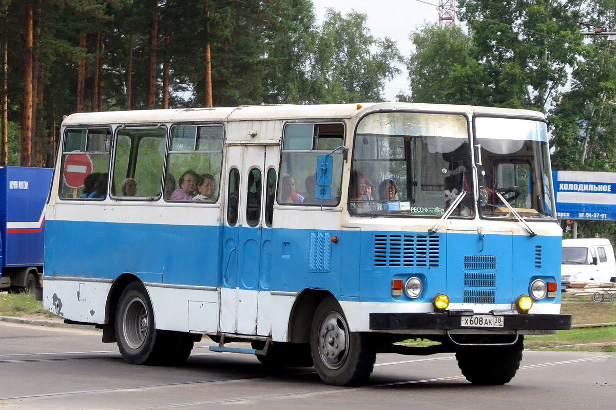 3205. Автобус Таджикистан 3205. ЧАЗ 3205 Таджикистан салон.