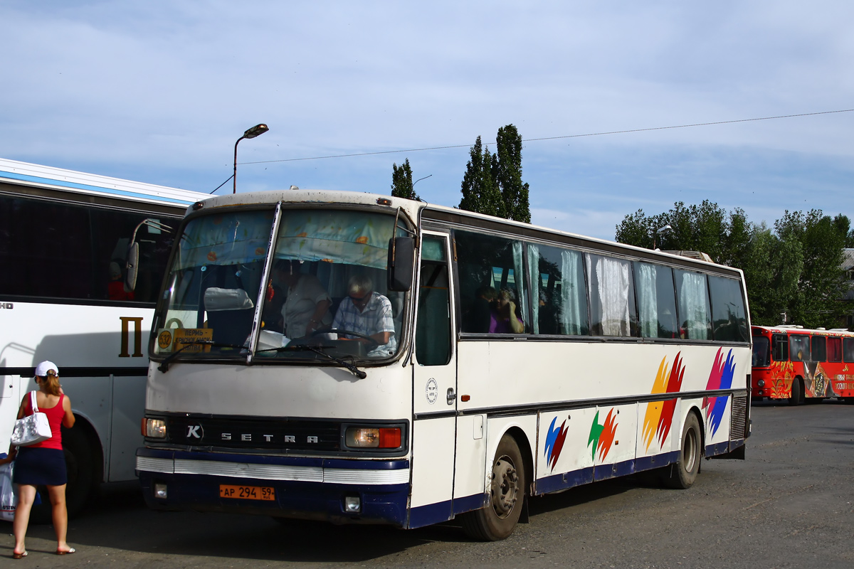 Автобусы пермь нытва автовокзал. Setra 215 Пермский край. Автобус Нытва. Автобус Пермь Нытва. Автовокзал Краснокамск.