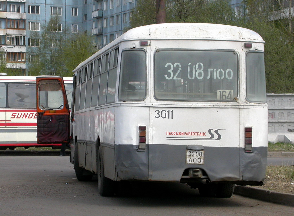 Saint Petersburg, LiAZ-677M # 3011