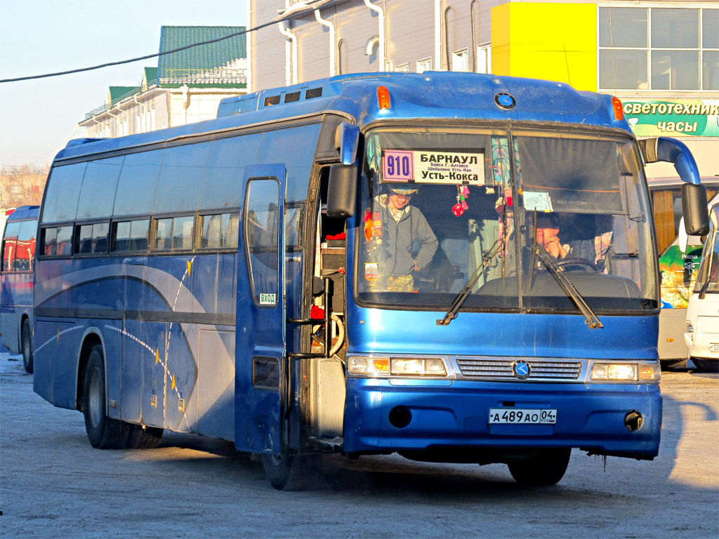 Горно алтайск томск автобус. Автобус Барнаул Чемал. Барнаул Усть кокса автобус. Автовокзал Барнаул Горно Алтайск. Барнаул автовокзал автобусы.