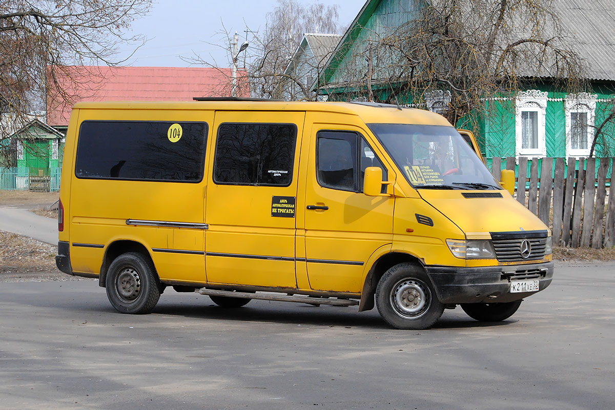 Mercedes Benz Sprinter 212