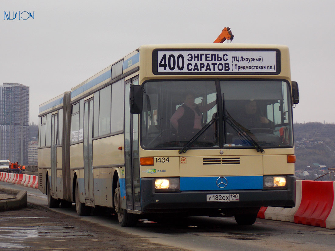 Энгельсский автобус. Автобус 400 Энгельс. Mercedes o405 Саратов. Автобус 400 Саратов Энгельс. Автобус Mercedes-Benz o405 ( а431тм 33 ) Саратов.