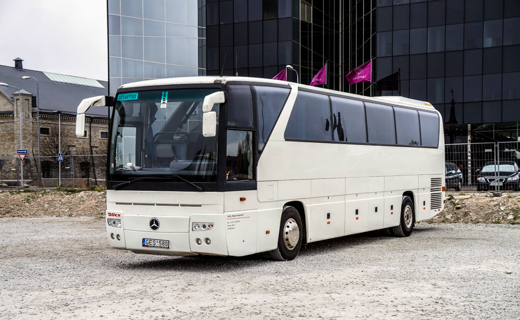 Автобус Mercedes Benz o350