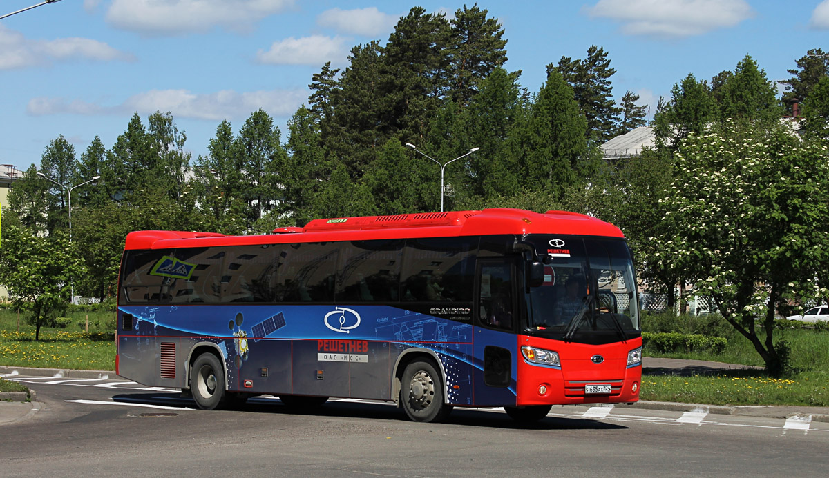 Мой автобус железногорск. Kia Granbird 2014. Автобусы Kia Granbird Красноярск на автовокзале. Красноярск 635 автобуса. 635н ефэ350 36п6.