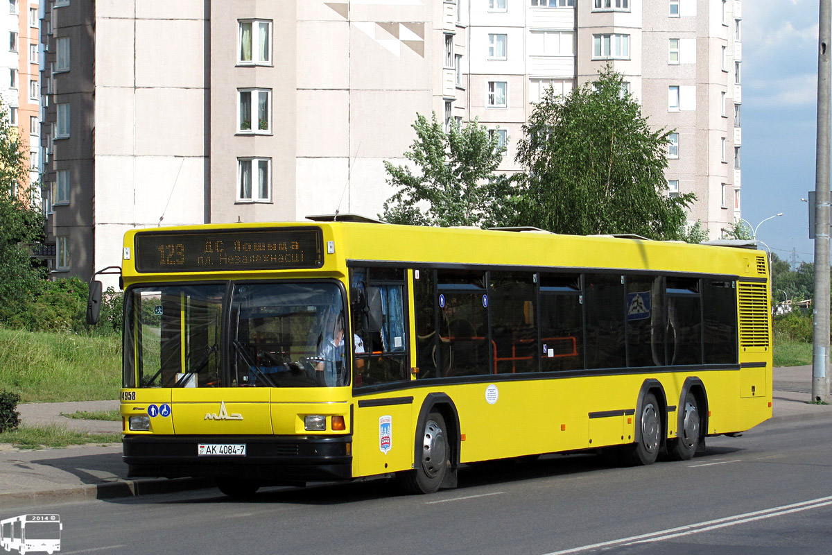 139 автобус минск. Автобус МАЗ 107. МАЗ 107 66. МАЗ 107 Москва. МАЗ 107 Proton Bus.