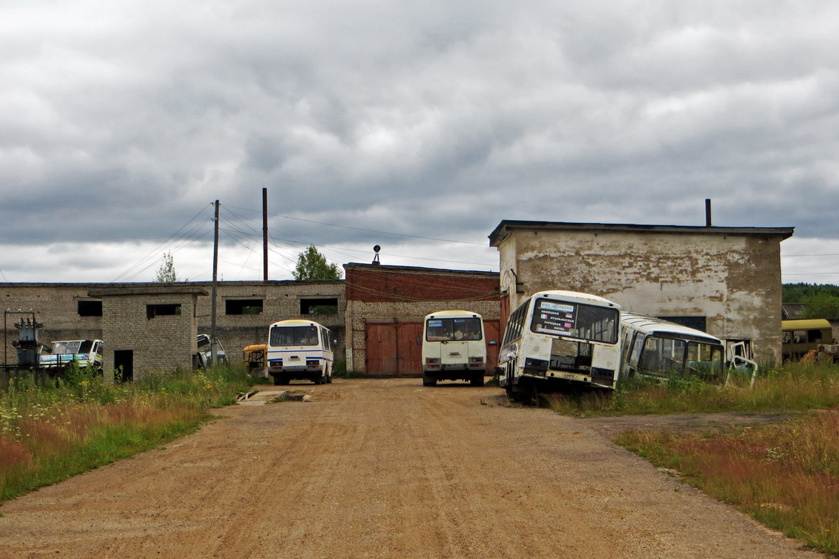 Погода нагорск кировская область. Кировская область, Нагорский р-н, пос. городского типа Нагорск. Старый Нагорск Кировская область. Население в Нагорске Кировской области. Нагорск Кировская область фото.