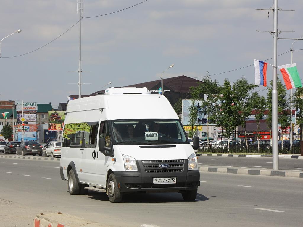 Маршрутки грозный. Нижегородец-222702 (Ford Transit). Ульяновская область, Нижегородец-222702 (Ford Transit) № н 969 РО 73. Маршрутка Москва Грозный. Микроавтобус Москва Грозный.