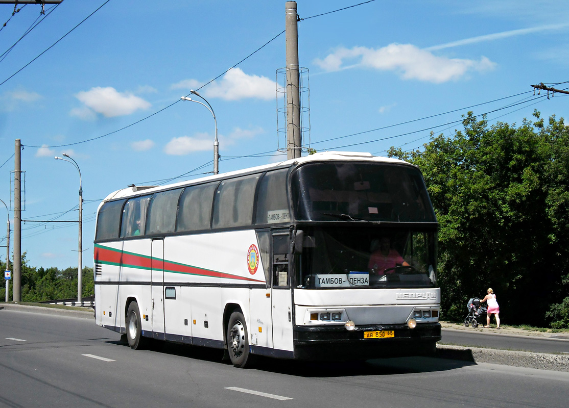 Автовокзалы москва пенза. Neoplan n116. Неоплан n116 Тверь. Неоплан Тамбов - Пенза. Автобус Пенза Тамбов Неоплан.