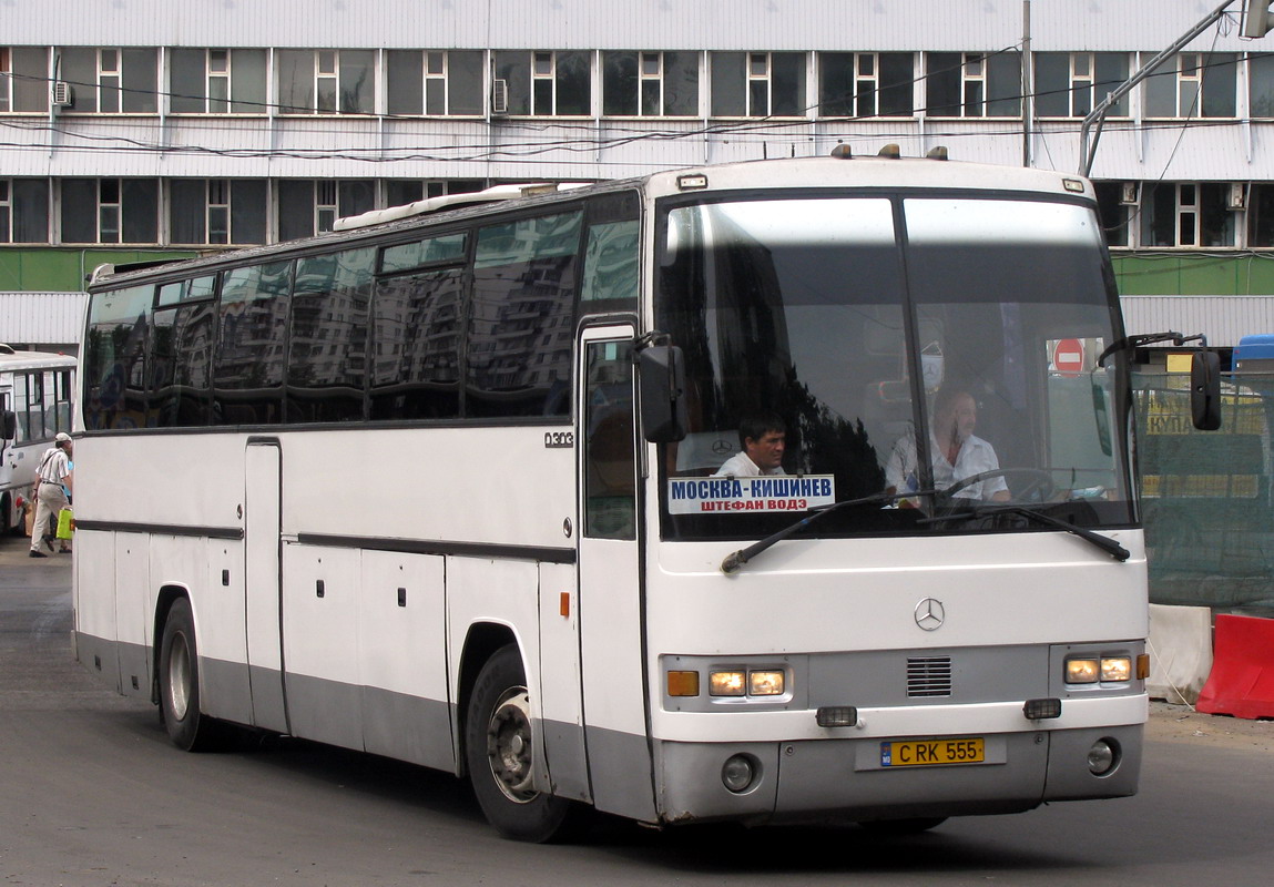 Москва кишинев. Автобус Кишинев Москва. Рейсы в Молдову на автобусе. Киев Кишинев автобус. Автобусные рейсы Москва Кишинев.