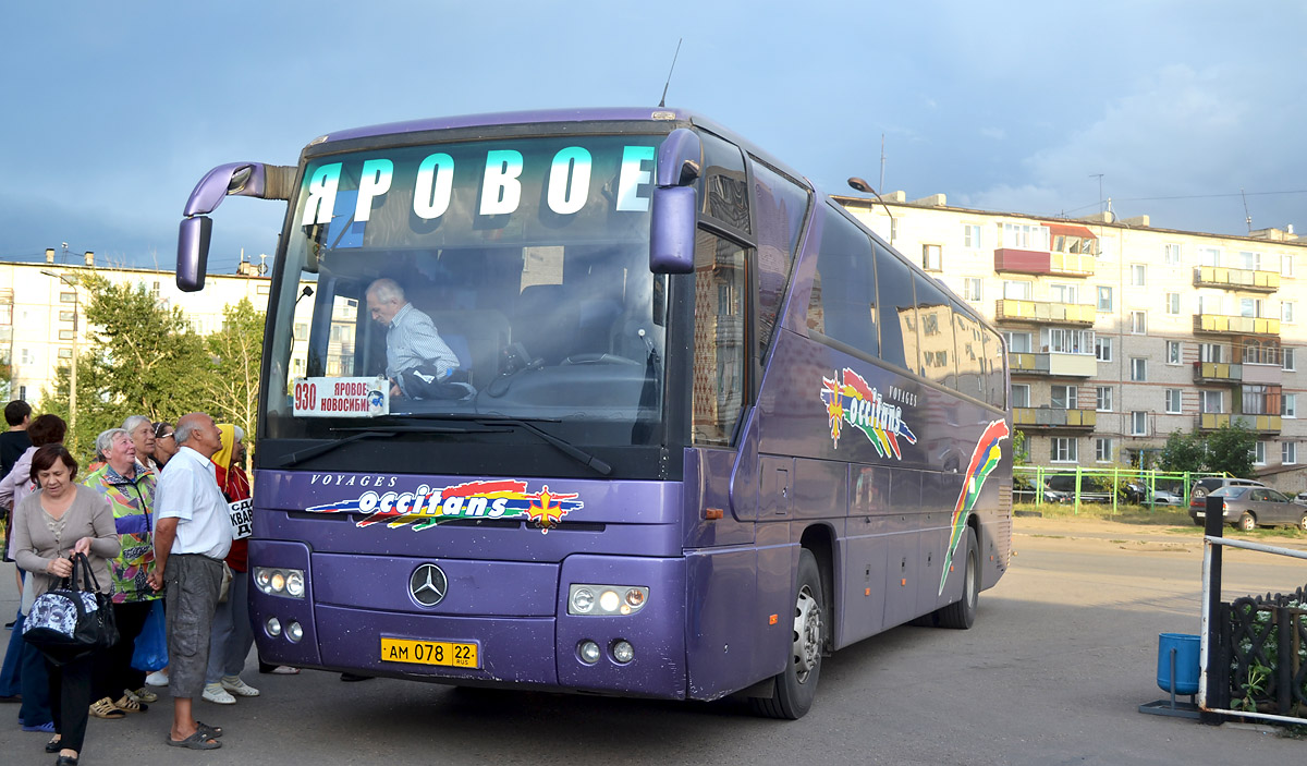 Автобус Mercedes Benz o350