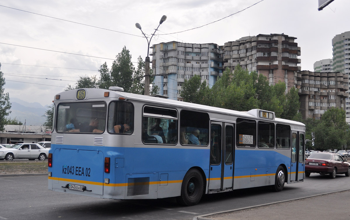 Almaty, Mercedes-Benz O305 # 043 EEA 02