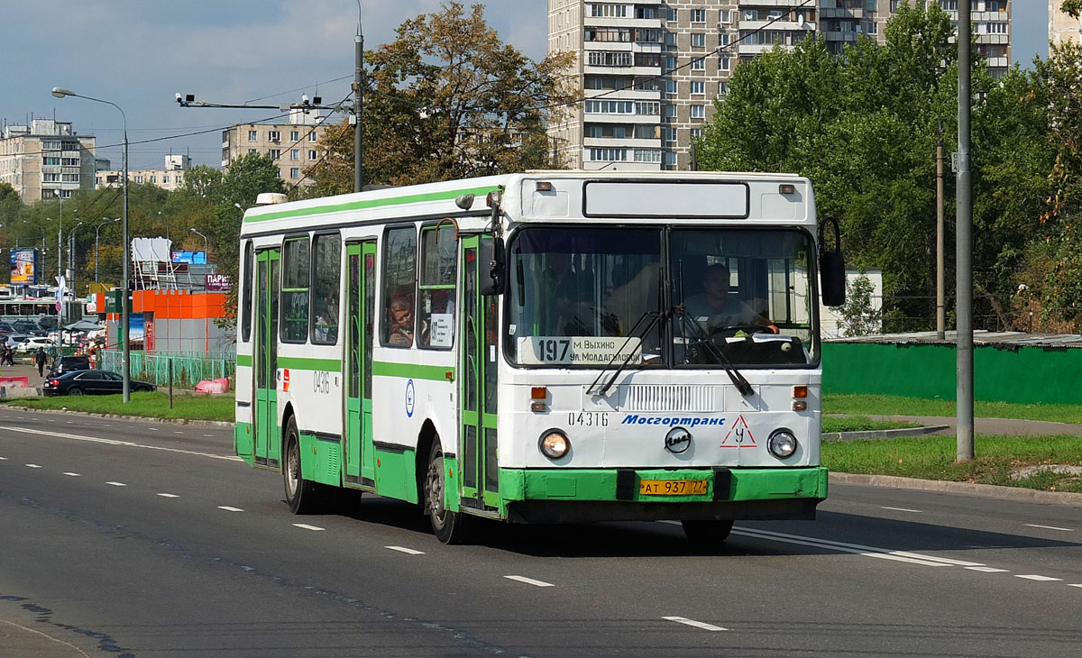 706 автобус маршрут. ЛИАЗ 5256 зеленый Москва. ЛИАЗ 5256 Тверь. Автобус 1232 Выхино. Маршрут 197.