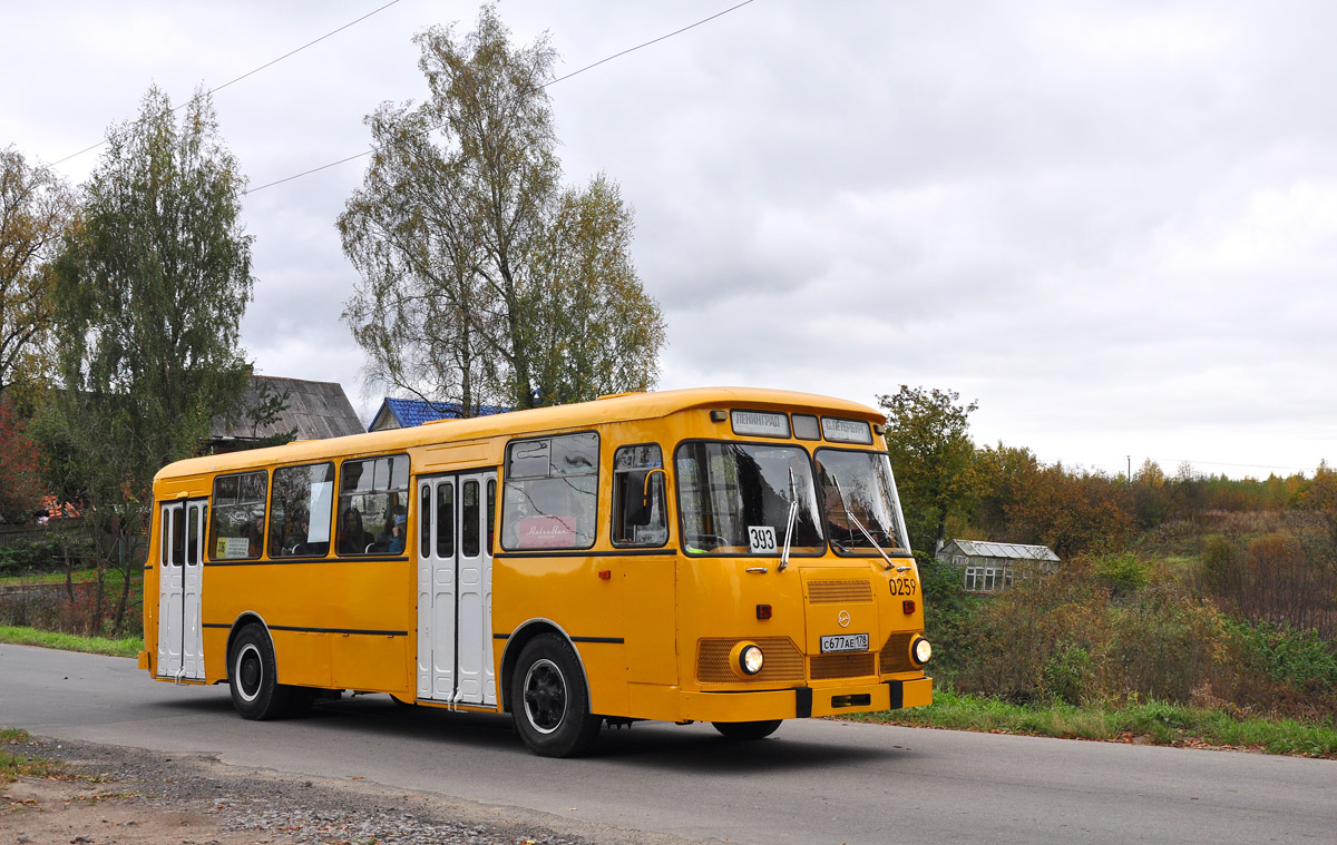 Автобусы лиазы фото. ЛИАЗ-677 автобус. ЛИАЗ 677 Ликинский. ЛИАЗ 677 старый. ЛИАЗ 677 3938.