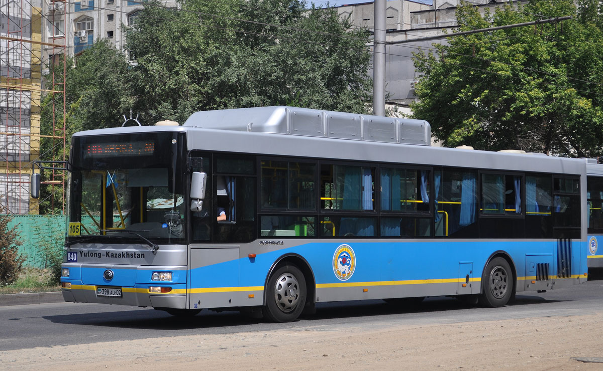 Автобус 66н оренбург. Yutong zk6118hga. Yutong 6118 HGA. Ютонг автобус 6118. Автобус Yutong zk6118hga.