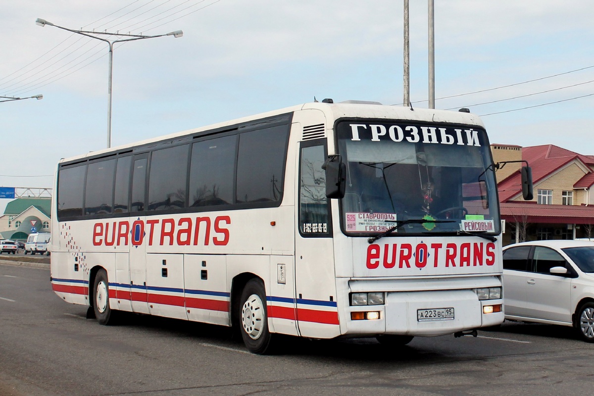Минеральные воды грозный автобус. Рено fr1 автобус. Автобусы в Грозном. Автобус Ставрополь Грозный. Автобус Грозный Волгоград.