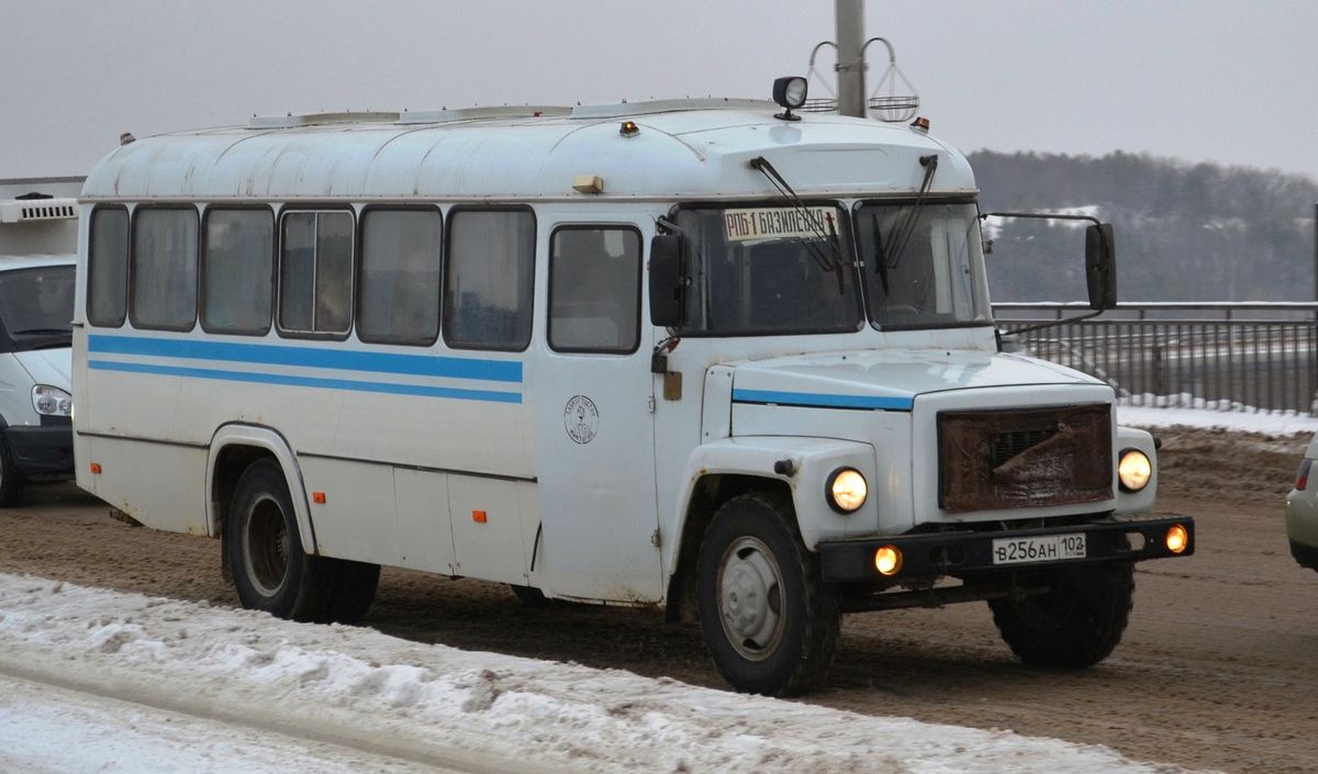 Автобусы в деревне. КАВЗ 397652. КАВЗ-422990. ЗИЛ КАВЗ 422990. КАВЗ 39769 4х4.