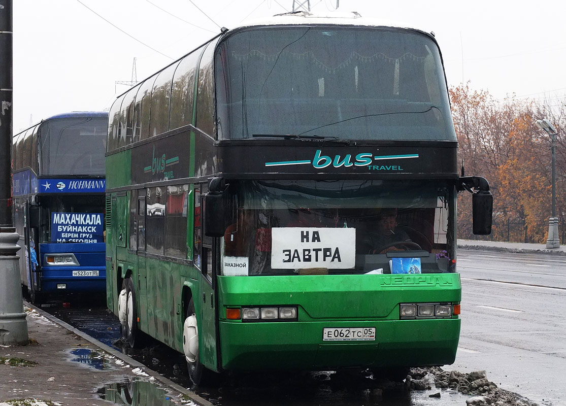 Москва дагестан. Неоплан Москва Дербент. Автобус Дагестан. Дагестанский автобус. Автобус Москва Дагестан.